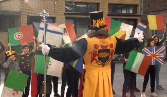 Morlanwelz : les élèves acteurs d'un clip de Pierre Mathues