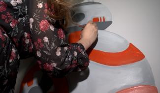 Haine-Saint-Pierre : Aurélie Cabo donne vie à vos murs