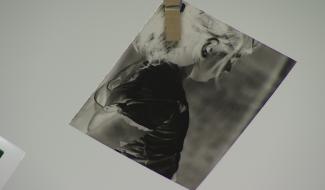 Leval-Trahegnies : initiation à la photographie à l'école.