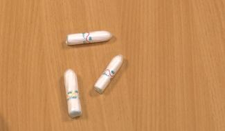 Soignies : comment parler des tampons hygiéniques ?