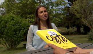 La Louvière : une adolescente écrit pour les ados 