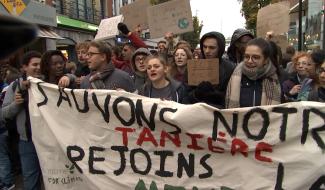 La Louvière : des jeunes marchent pour le climat