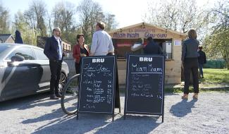 Arquennes : une guinguette solidaire au bord de l'eau