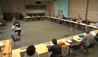 Respect des distances physiques encore pour le deuxième conseil communal d'après confinement au Roeulx