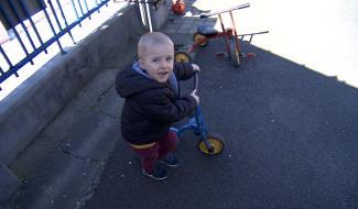 Arrivée d'un troisième petit ukrainien à l'école Georges Price