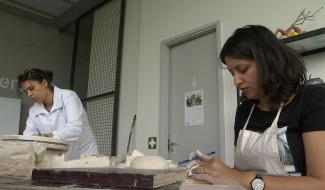 Des céramistes tunisiens font le voyage depuis Nabeul vers La Louvière