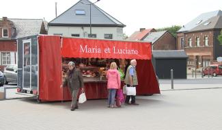 Un marché pas tout à fait comme les autres à Marche-lez-Ecaussinnes