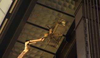 Nouvelles peintures pour l'ascenseur géant