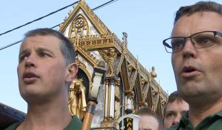 100 ans après leurs dernières retrouvailles, St Vincent et Ste Waudru à nouveau réunis à Casteau