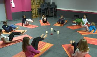 Le yoga ça marche aussi pour les enfants