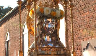 Casteau : une longue marche pour les Dames de Sainte-Waudru