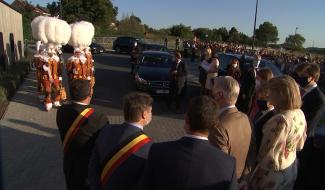 Morlanwelz : hommage royal au personnel et aux résidents des maisons de repos 