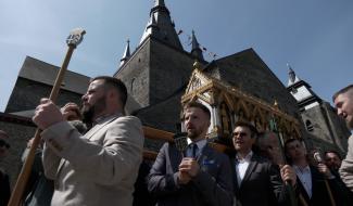 Soignies : une procession historique flamboyante