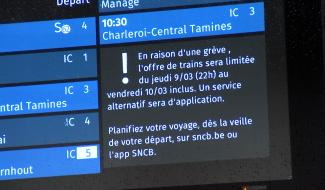 Journée de grève: des services publics à l'arrêt. D'autres pas.
