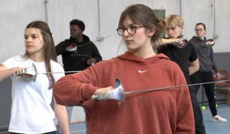 La Louvière: l'atelier de l'Echange manie l'épée
