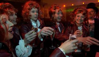 Binche : du beau monde au bal