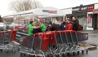 Intermarché : le personnel en grève dans plusieurs magasins