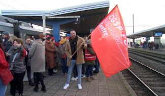 Enseignement : les enseignants interpellent le Président du PS
