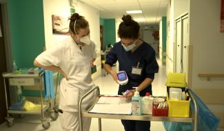 Recherche infirmières désespérément 