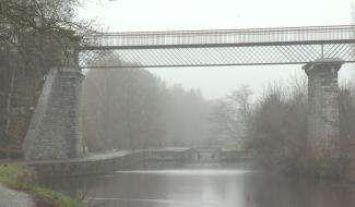Arquennes : parcelle querellée, passerelle fermée