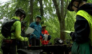 Hennuyères : une carte pour ne pas se perdre dans le bois