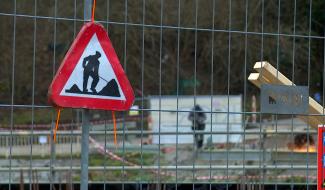 Pont Capitte à La Louvière : installation du pont provisoire