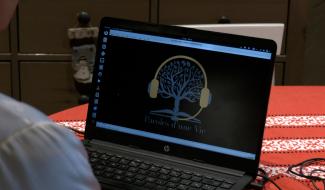 Naast : transmettre les souvenirs des aînés