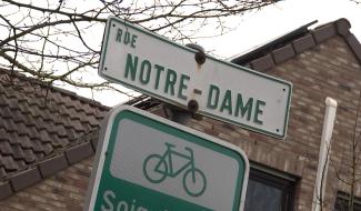 Nouveau trou à Casteau, rue notre-dame à côté du trou karstique