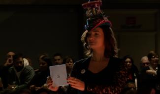 Binche: concours de chapeaux de femme pour le carnaval