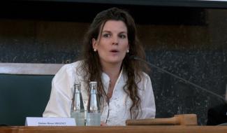 Mons : une Rhodienne au perchoir