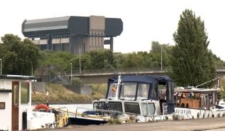 Thieu : concentration internationale de péniches de plaisance