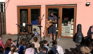 Naast : une rentrée en musique pour les élèves de l'école Saint-Joseph