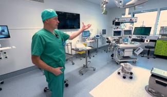 CHU Tivoli : visite de l'aile K avec deux praticiens