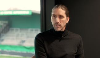 Long entretien avec Nicolas Frutos : entre souvenirs mauves et ambitions louviéroises