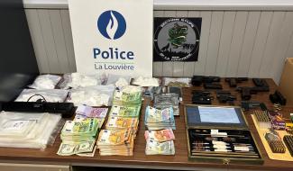Police de La Louvière : 1,5 kilo de cocaïne et 200.000 € saisis lors d'une perquisition