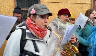 Binche: les trois jeunesses et fanfares du Lundi Gras