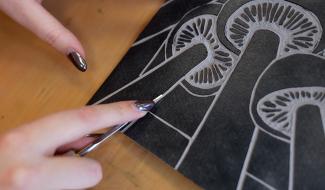 Linogravure : un stage en compagnie de l'artiste Sara Conti