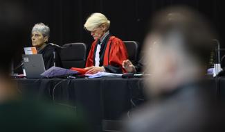 Procès Falzone: La présidente accepte d'ajouter la question de circonstance aggravante pour Frédéric d'Andrea