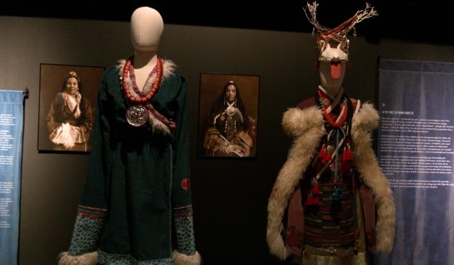 Binche : le peuple des Femmes Nuages au Musée du Masque