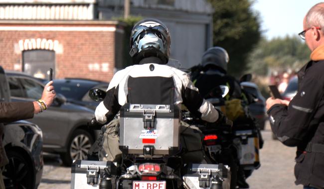 Après le Cap de Bonne-Espérance, six motards rallient Bangkok sans assistance