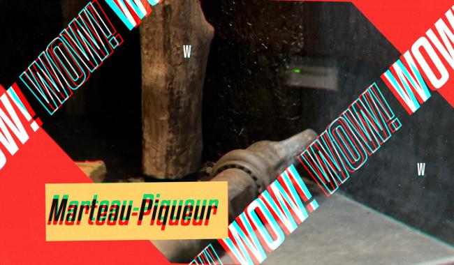 WOW ! Lourd et bruyant, la mateau-piqueur a cassé le charbon et fracassé le mineur.