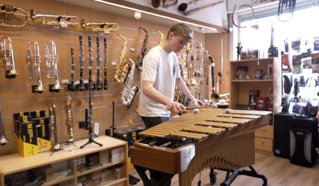 Rencontre avec Ygor : un jeune Seneffois qui participe à l'Eurovision des jeunes musiciens