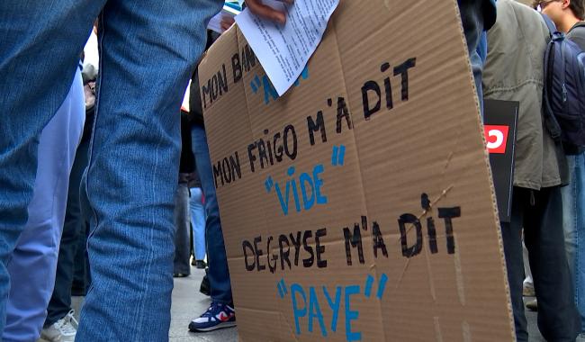 Augmentation du minerval : les étudiants manifestent