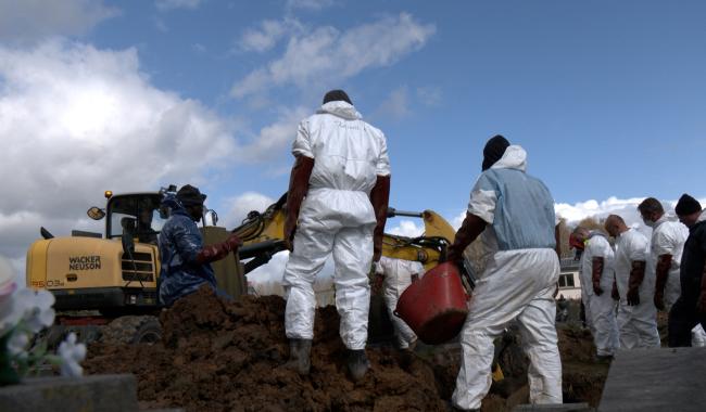 Une exhumation au sein d’un carré du vieux cimetière d’Ecaussinnes