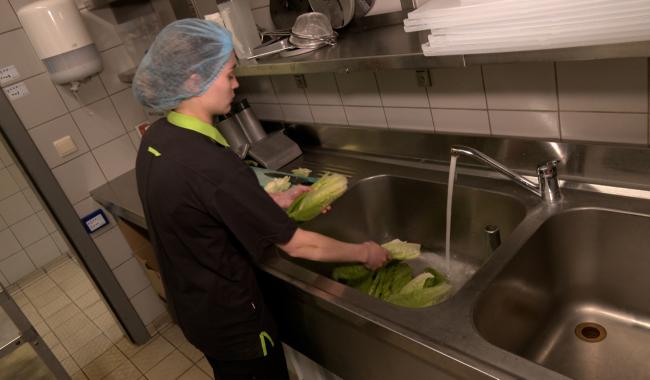 Ecaussinnes: le service des repas est maintenu mais réorganisé