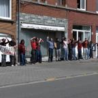 Soignies : chaîne humaine contre les réformes de l'enseignement