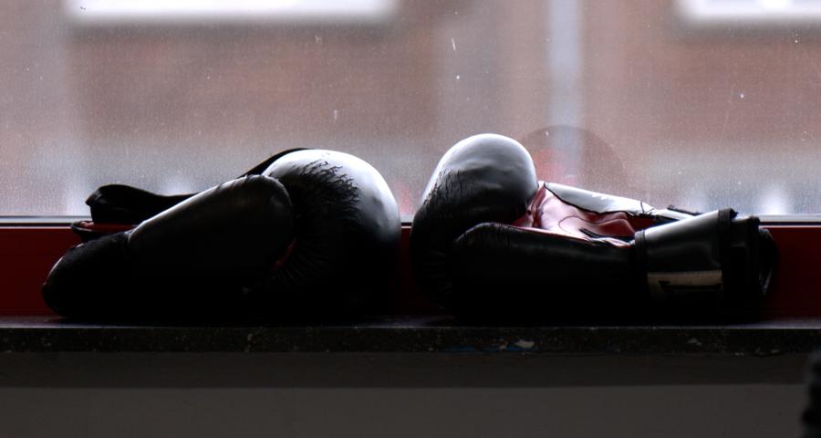 Boxing club Bogota : immersion dans la boxe cubaine