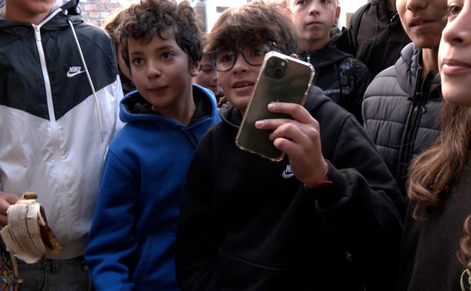 Enseignement: l'interdiction du smartphone dès la rentrée scolaire 2025