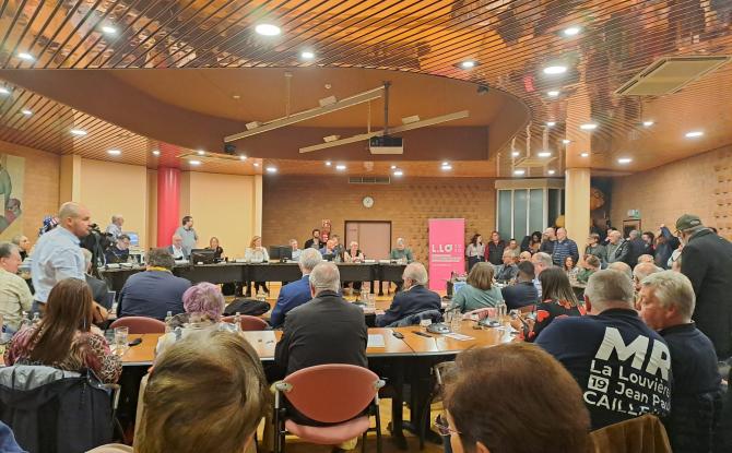 La Louvière: un conseil communal extraordinaire pour le moins animé au sujet du dossier Strada