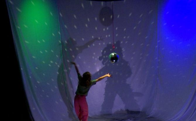 Théâtre : "La Valse aux Monstres" apprend aux enfants à cohabiter avec leurs peurs